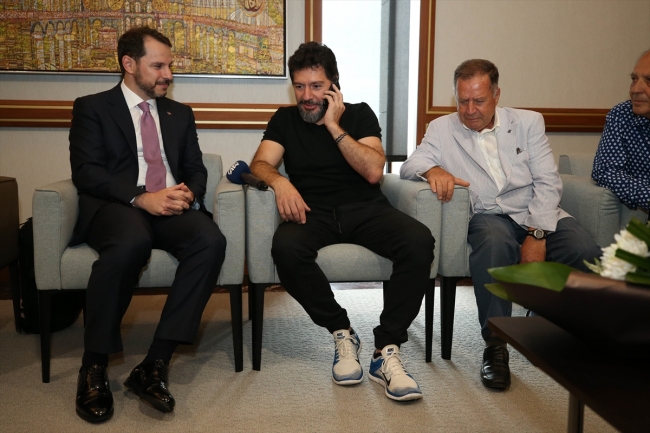 Hakan Atilla Türkiye'de