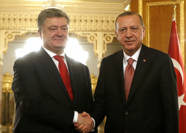 Cumhurbaşkanı Erdoğan Ukrayna Devlet Başkanı Poroşenko ile ortak açıklama düzenledi