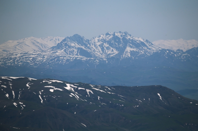 Van'ın İpekyolu ilçesindeki Erek Dağı | Fotoğraf: AA