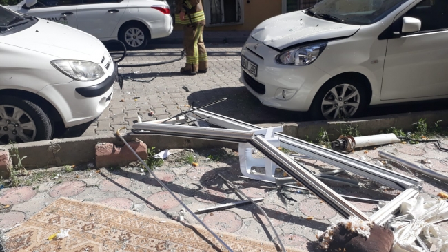 Esenyurt'ta bir dairede patlama