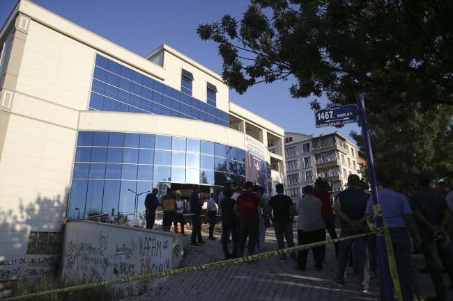 Ankara'da inşaat çöktü: 3 ölü 1 yaralı