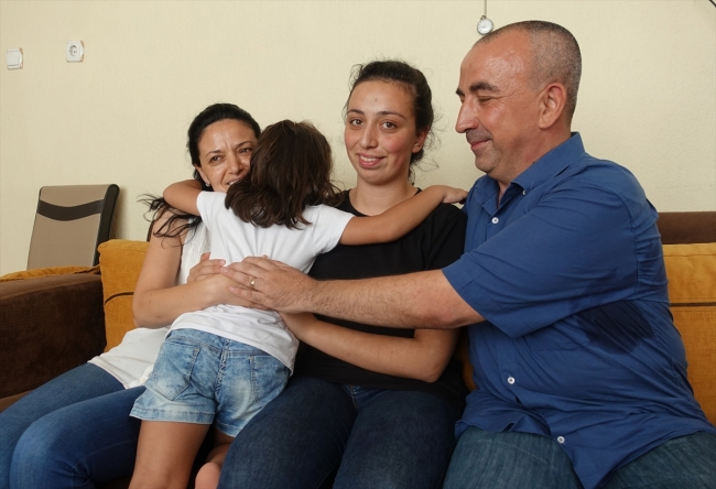 Çocukluk hayaline koruyucu ailesi olduğu Nazlı ile ulaştı