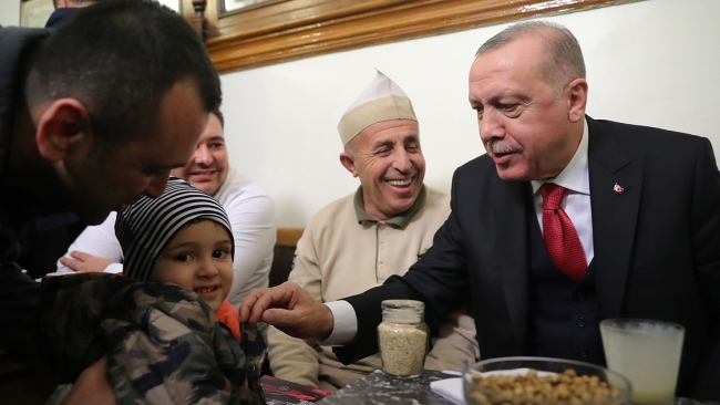 Cumhurbaşkanı Erdoğan nikah şahidi oldu