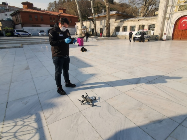 Polis ekiplerii drone ve ekip araçları ile vatandaşlara 'evde kalın' çağrısı yaptı. Fotoğraf: DHA