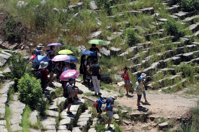 Afrodisyas Antik Kenti stadyumunda kombine izlerine rastlandı
