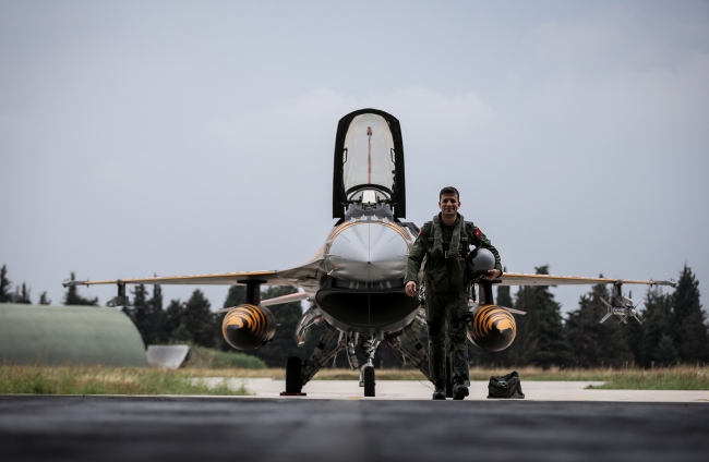 Terör örgütü PKK'ya "üst düzey" darbe