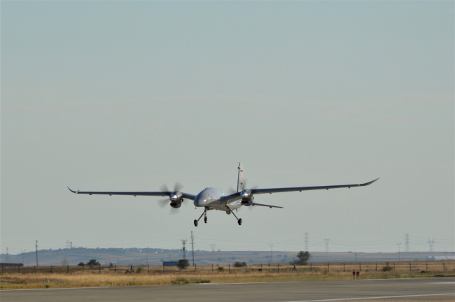 AKINCI TİHA ilk uçuş testini başarıyla tamamladı