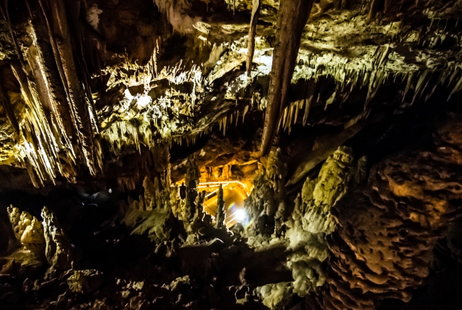 Uzun yürüyüş yoluyla Oylat Mağarası