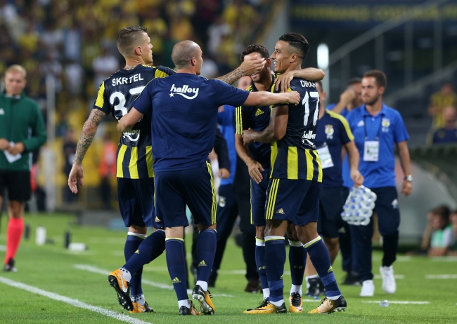 Fenerbahçe, UEFA Avrupa Ligi'nde tur atladı