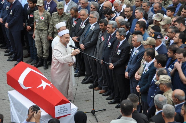 Şehitlerimiz son yolculuklarına uğurlandı