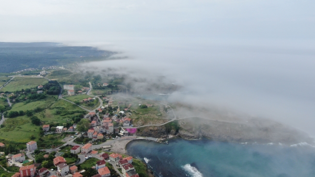 Boğaz'a sis çöktü