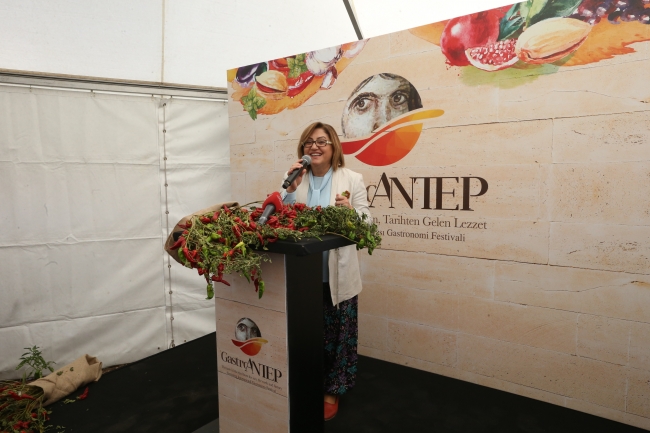 GastroAntep Festivali biber hasadıyla başladı