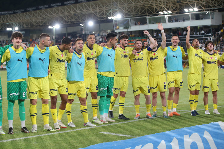 Fenerbahçe 14 sezon sonra ligde ilki başardı