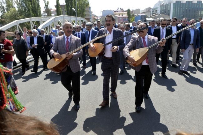 17. Ardahan Ulusal Kültür ve Bal Festivali başladı