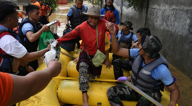 Filipinler'deki Tembin Tayfunu'nda ölü sayısı 200'e ulaştı