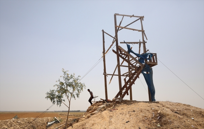 İsrail Gazze'yi top atışlarıyla vurdu: 2 Filistinli şehit oldu