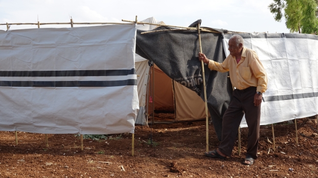 Ömrünü mülteci olarak geçiriyor