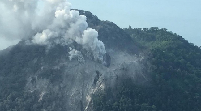 Papua Yeni Gine'de yanardağ alarmı