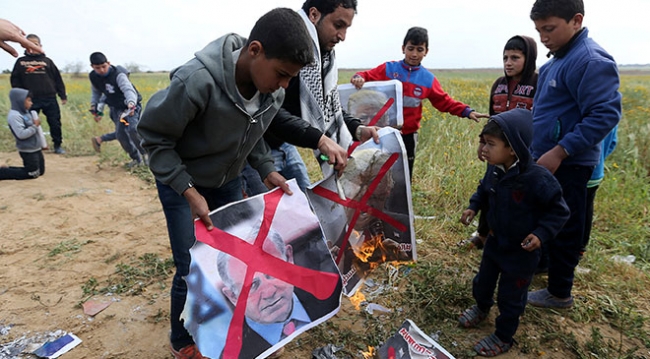 Filistinlilerin "Büyük Dönüş Yürüyüşü" başladı