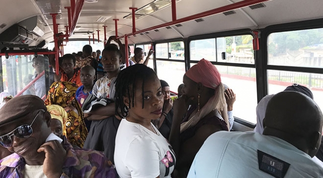 Gine'de toplu taşıma Türkiye'ye emanet