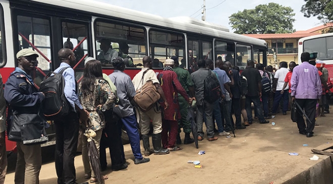 Gine'de toplu taşıma Türkiye'ye emanet