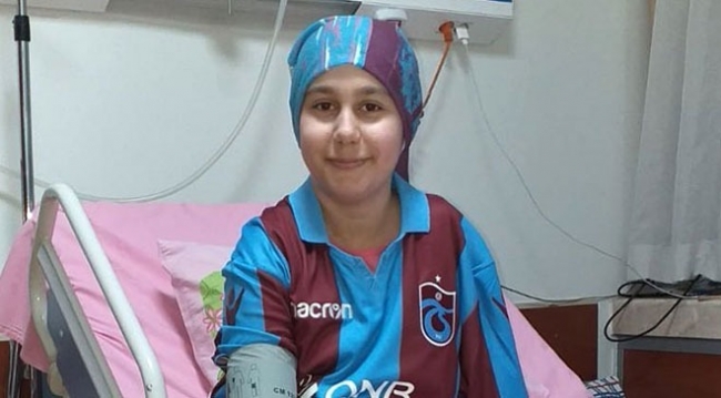 Kanser hastası Gamze, azmi ve enerjisiyle hayata tutunuyor