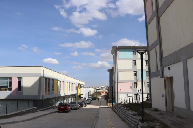 Gaziantep'te 2 KYK yurdu depremzedelere yuva oldu