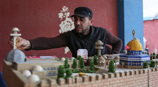 Gazzeli çiftten Cumhurbaşkanı Erdoğan'a anlamlı hediye