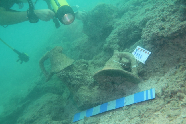 Antalya'da 2 bin yıllık gemi batığı bulundu
