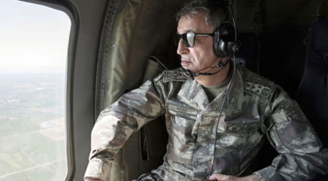 Genelkurmay Başkanı Akar Suriye sınırında