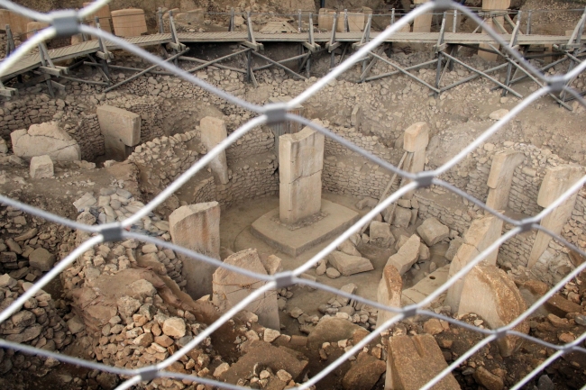 Dünyanın en eski tapınağı olan Göbeklitepe 18 ay sonra ziyarete açıldı