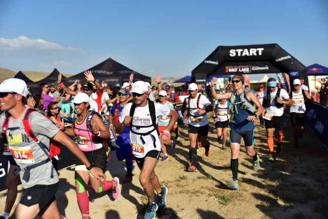 Tuz Gölü Ultra Maratonu başladı