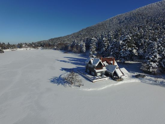 Gölcük Tabiat Parkı misafirlerini büyülüyor