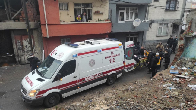 İstanbul'da eşi ve ailesini rehin alan kişi vurularak gözaltına alındı