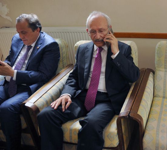 CHP konvoyu yakınında çatışma