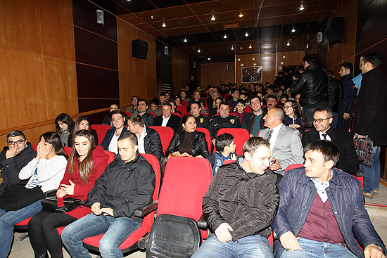 Hakkari 3 yıl aradan sonra 'beyaz perde' ile buluştu