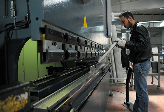 Ürettiği buzdolaplarını 40 ülkeye satıyor