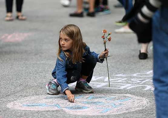 ABD'deki ırkçı gösteriler protesto edildi
