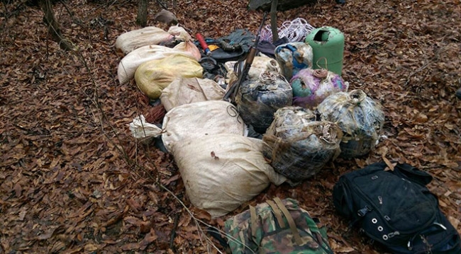 Hakkari'de teröristlerce tuzaklanmış araç imha edildi
