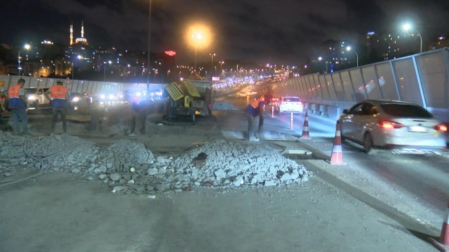 Haliç Köprüsü'ndeki çalışma trafiği kilitledi
