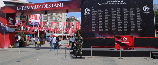 Taksim Meydanı'na Ömer Halisdemir heykeli