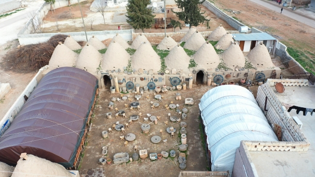 Harran'ın konik kubbeli evleri yazın serin kışın sıcak kalıyor