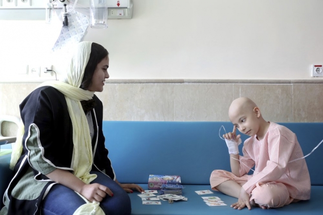 ABD yaptırımları İranlı hastaları olumsuz etkiliyor