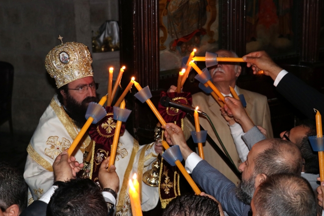 Paskalya Bayramı ayinlerle kutlandı