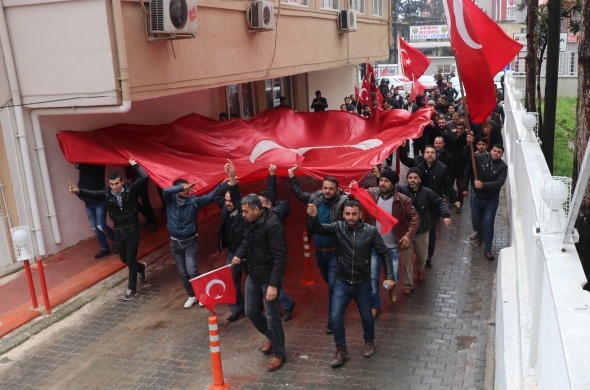 Reyhanlı'da binler Zeytin Dalı Harekatı için hazır