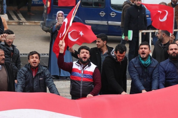 Reyhanlı'da binler Zeytin Dalı Harekatı için hazır