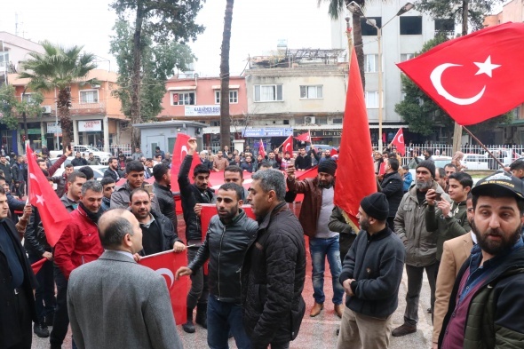 Reyhanlı'da binler Zeytin Dalı Harekatı için hazır