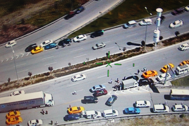 Havadan ve karadan trafik denetimleri sıklaştırıldı