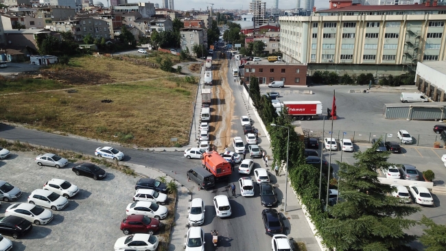 İstanbul Küçükçekmece’de yola sülfürik asit döküldü
