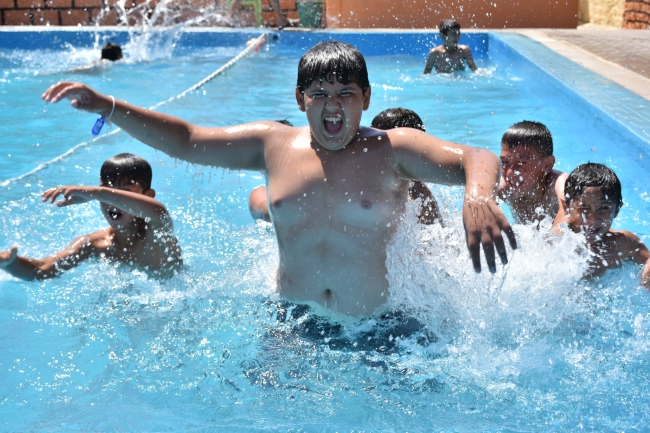 Aşırı sıcaklar vatandaşlara zor anlar yaşattı